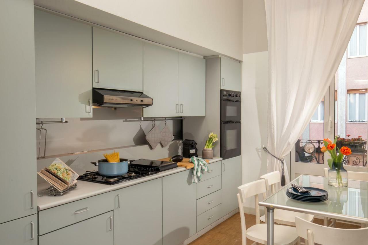 Daplace - Renzo Apartment มิลาน ภายนอก รูปภาพ